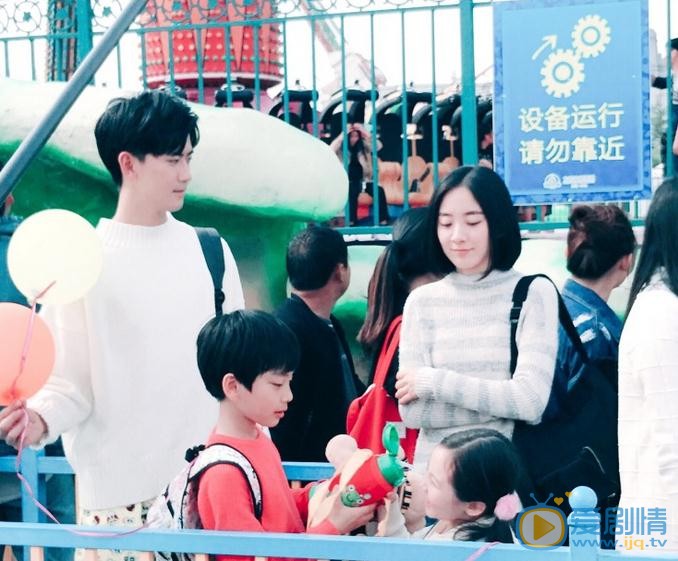 窦若兮与人合照 窦若兮高清写真_窦若兮高清剧照