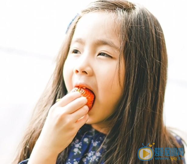 窦若兮冬日写真 窦若兮高清写真_窦若兮高清剧照