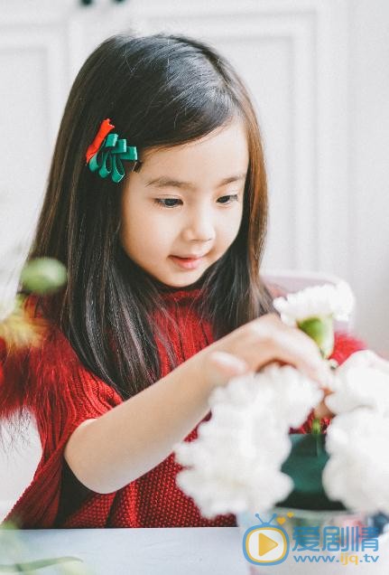 窦若兮红衣写真 窦若兮高清写真_窦若兮高清剧照