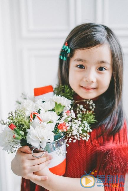 窦若兮红衣写真 窦若兮高清写真_窦若兮高清剧照