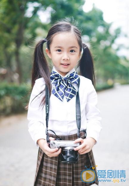 窦若兮制服写真 窦若兮高清写真_窦若兮高清剧照