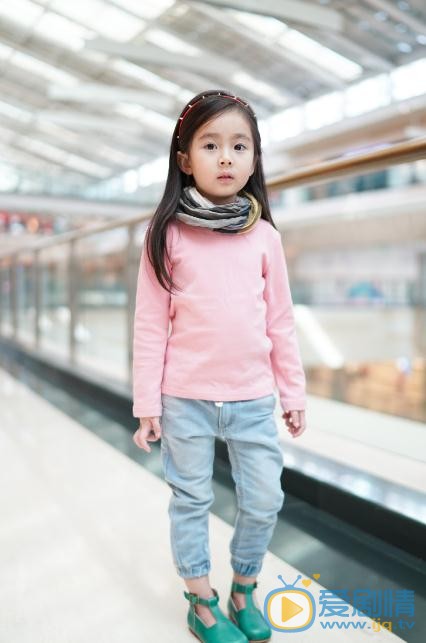 窦若兮粉色系写真 窦若兮高清写真_窦若兮高清剧照
