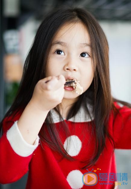 窦若兮红衣写真 窦若兮高清写真_窦若兮高清剧照