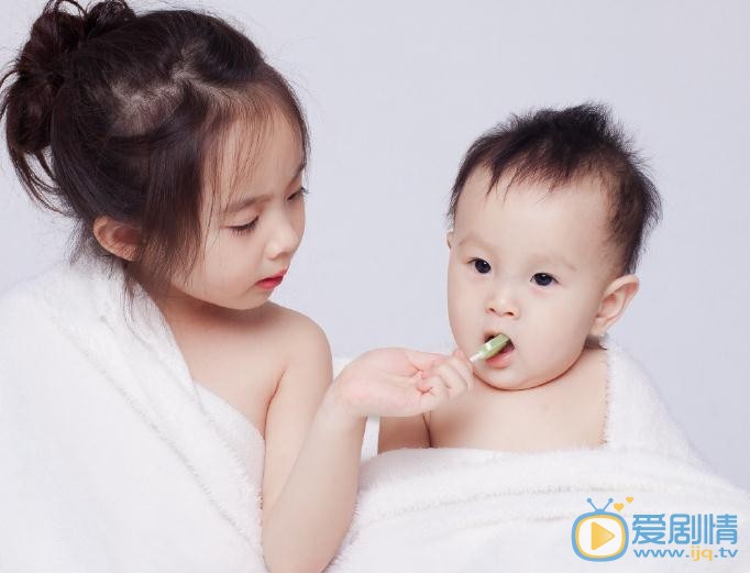 窦若兮姐弟写真 窦若兮高清写真_窦若兮高清剧照