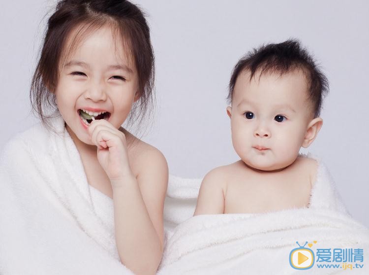 窦若兮姐弟写真 窦若兮高清写真_窦若兮高清剧照