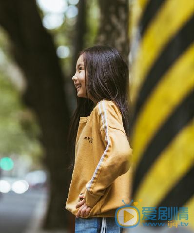 窦若兮街拍写真 窦若兮高清写真_窦若兮高清剧照