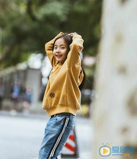 窦若兮街拍写真 窦若兮高清写真_窦若兮高清剧照