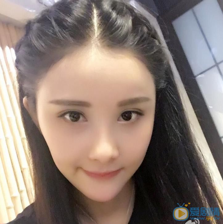 金思雨生活照 金思雨高清写真_金思雨高清剧照