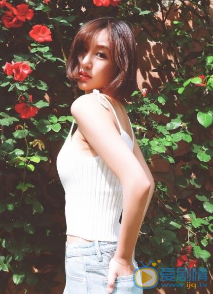 刘羽琦街拍写真 刘羽琦高清写真_刘羽琦高清剧照