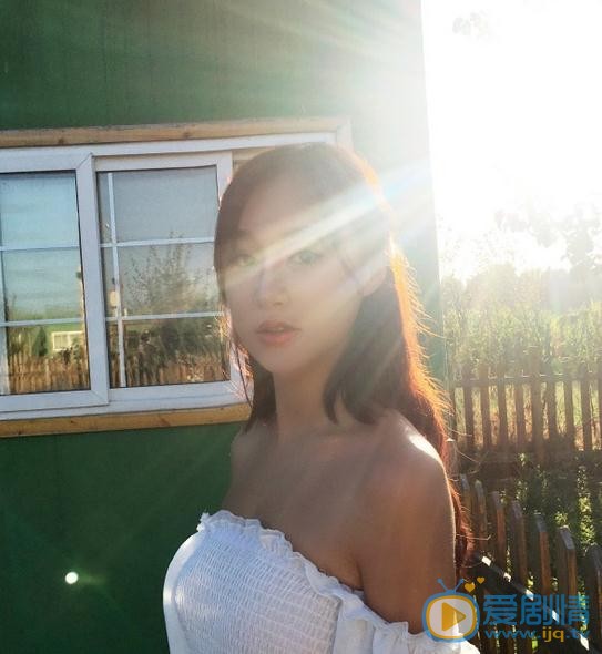 刘羽琦街拍写真 刘羽琦高清写真_刘羽琦高清剧照