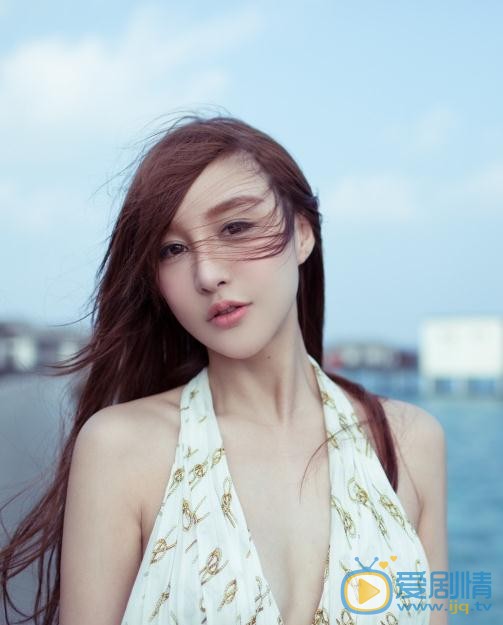 刘羽琦街拍写真 刘羽琦高清写真_刘羽琦高清剧照