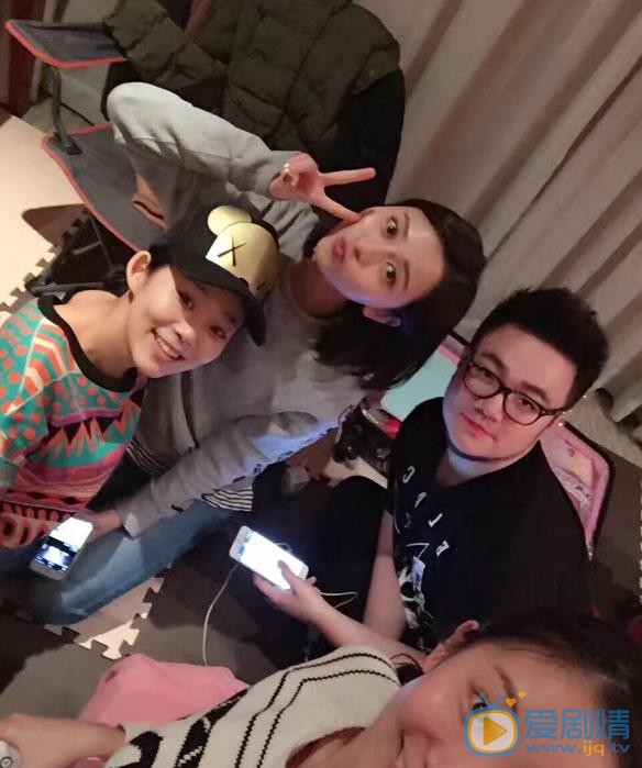 陈雅丽卖萌表情包 陈雅丽高清写真_陈雅丽高清剧照