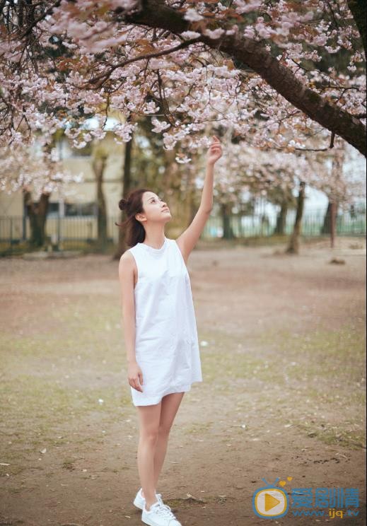 陈雅丽时尚街拍 陈雅丽高清写真_陈雅丽高清剧照