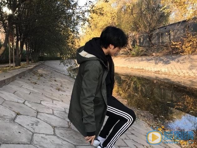 罗正生活照 罗正高清写真_罗正高清剧照