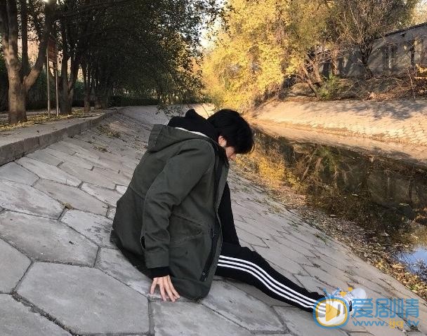 罗正生活照 罗正高清写真_罗正高清剧照