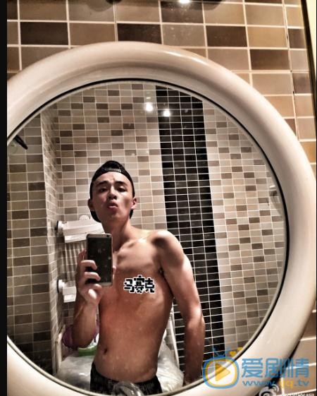 邵伟桐生活照写真 邵伟桐高清写真_邵伟桐高清剧照