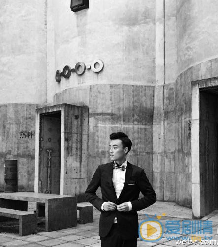 邵伟桐街拍写真 邵伟桐高清写真_邵伟桐高清剧照