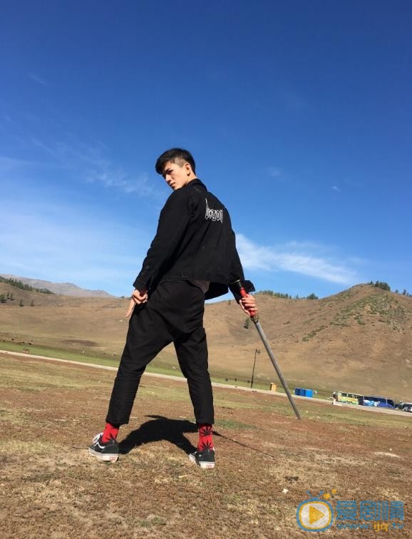 李九霖片场照 李九霖高清写真_李九霖高清剧照