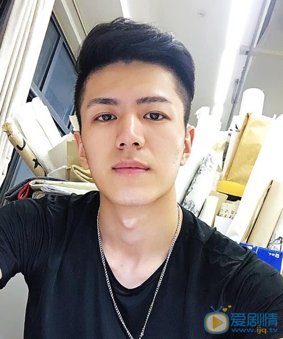 李九霖生活照 李九霖高清写真_李九霖高清剧照