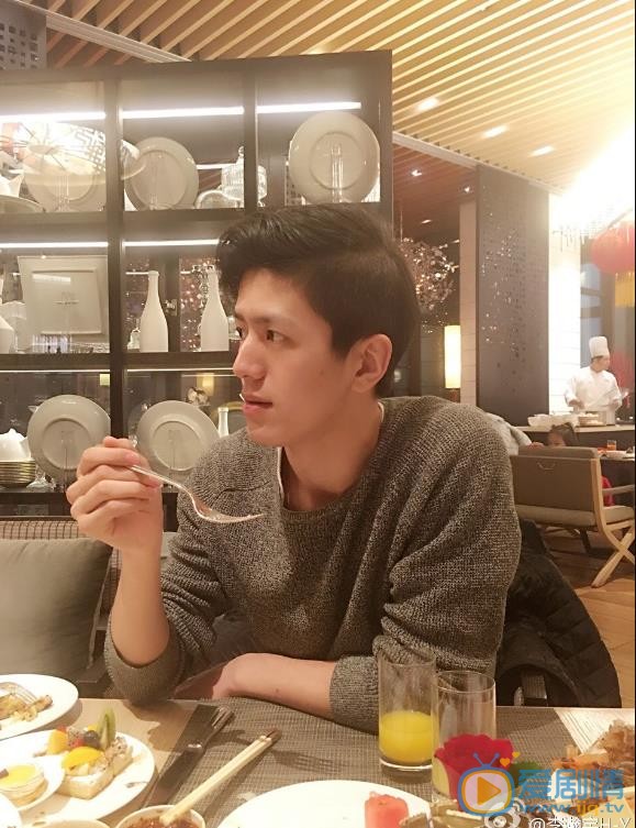 李九霖生活照 李九霖高清写真_李九霖高清剧照