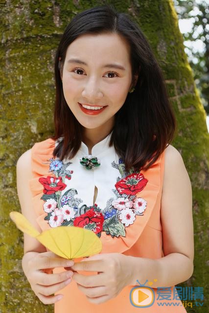 井凌潇花儿写真 井凌潇高清写真_井凌潇高清剧照