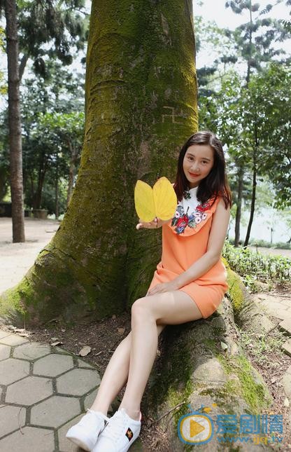 井凌潇花儿写真 井凌潇高清写真_井凌潇高清剧照
