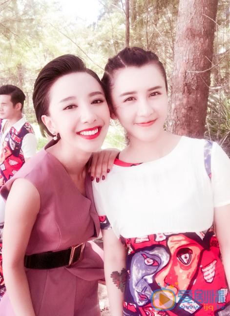 唐秦与人合照 唐秦高清写真_唐秦高清剧照