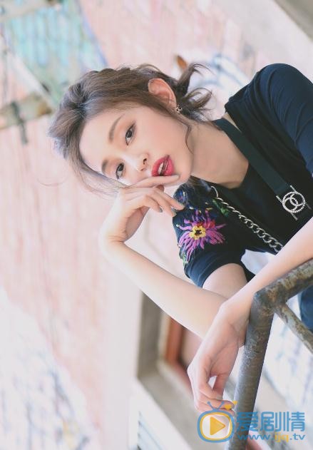 盖玥希街拍写真 盖玥希高清写真_盖玥希高清剧照