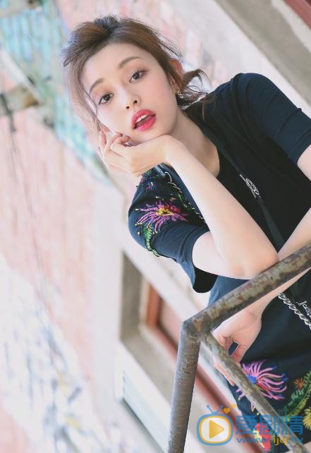 盖玥希街拍写真 盖玥希高清写真_盖玥希高清剧照