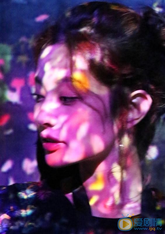盖玥希炫彩写真 盖玥希高清写真_盖玥希高清剧照