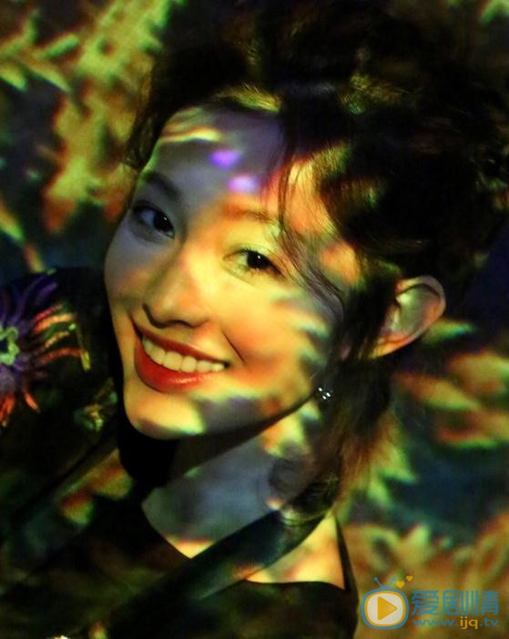 盖玥希炫彩写真 盖玥希高清写真_盖玥希高清剧照