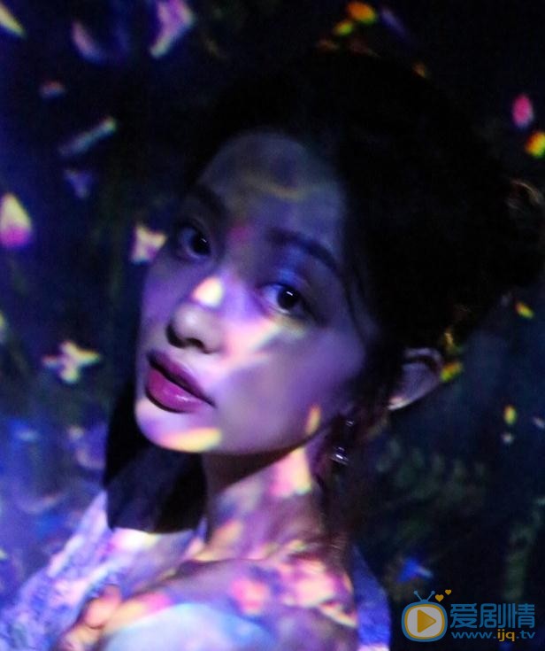 盖玥希炫彩写真 盖玥希高清写真_盖玥希高清剧照