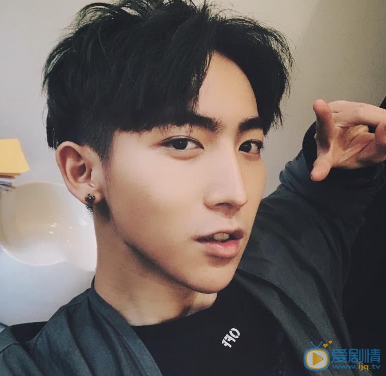 黄宏轩生活照 黄宏轩高清写真_黄宏轩高清剧照