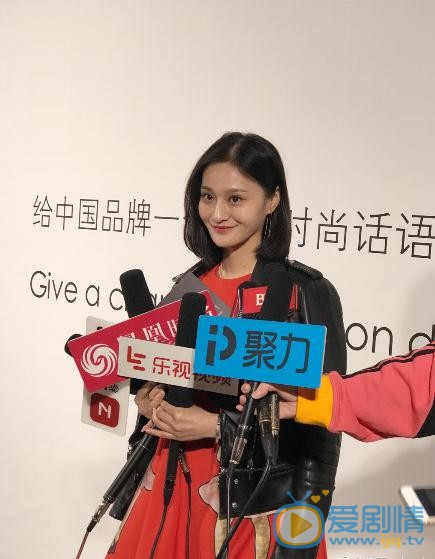 黄雯时尚写真 黄雯高清写真_黄雯高清剧照