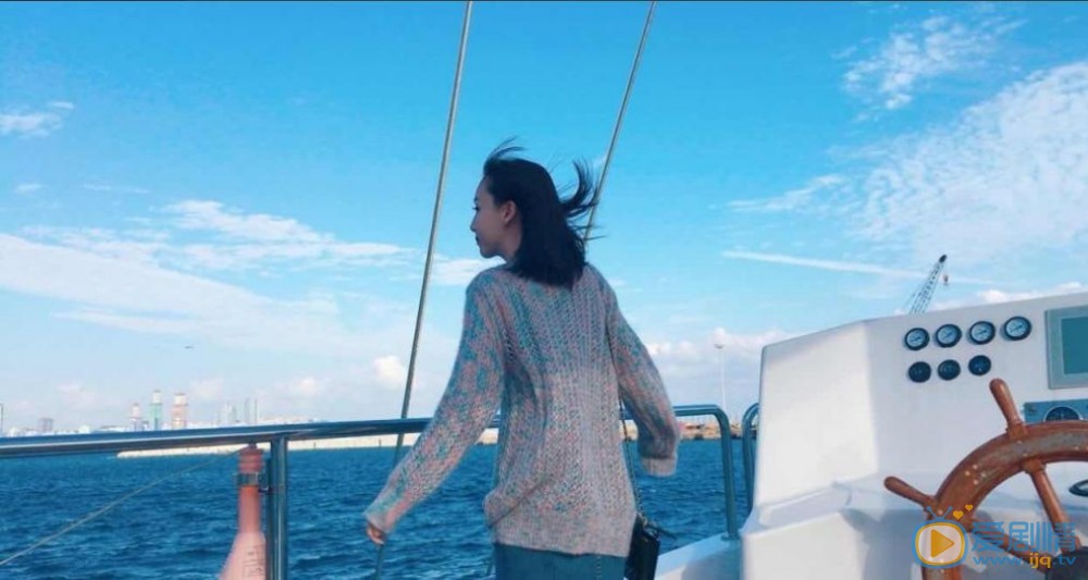刘熙彤文艺写真 刘熙彤高清写真_刘熙彤高清剧照