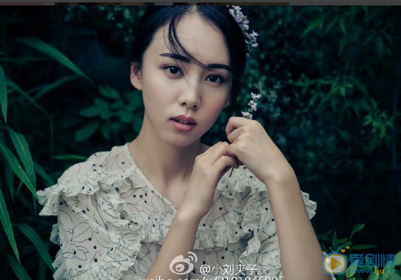 刘熙彤文艺写真 刘熙彤高清写真_刘熙彤高清剧照
