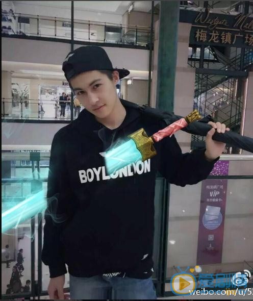 程星源街拍写真 程星源高清写真_程星源高清剧照