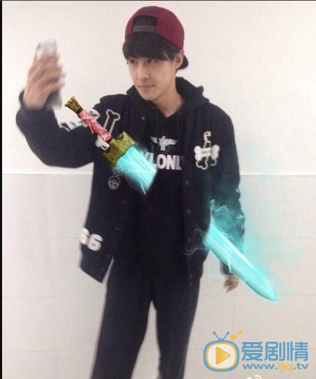 程星源街拍写真 程星源高清写真_程星源高清剧照