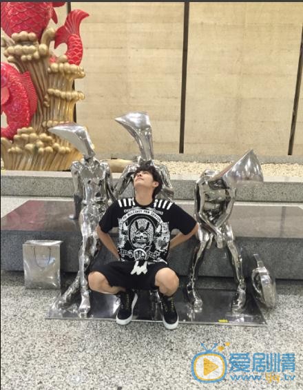 程星源街拍写真 程星源高清写真_程星源高清剧照