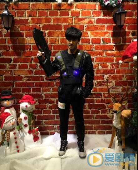 程星源街拍写真 程星源高清写真_程星源高清剧照