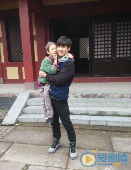 程星源街拍写真 程星源高清写真_程星源高清剧照