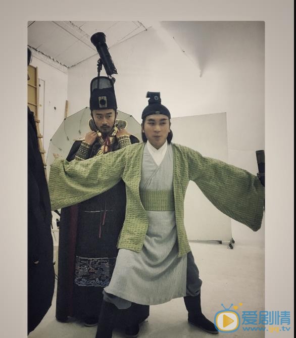 郑拓疆片场照 郑拓疆高清写真_郑拓疆高清剧照
