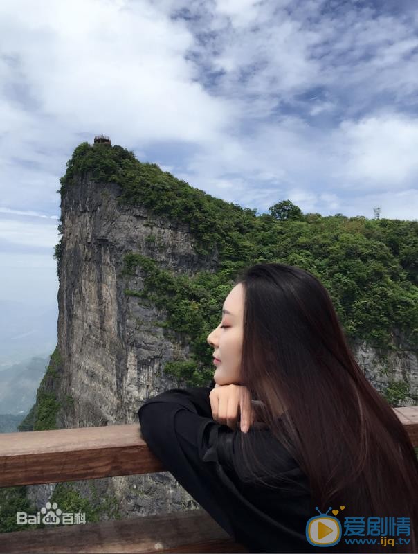 桑娜生活照 桑娜高清写真_桑娜高清剧照