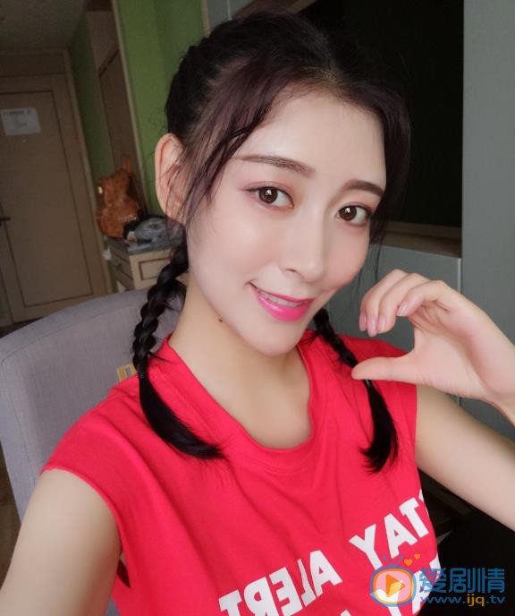 桑娜生活照 桑娜高清写真_桑娜高清剧照