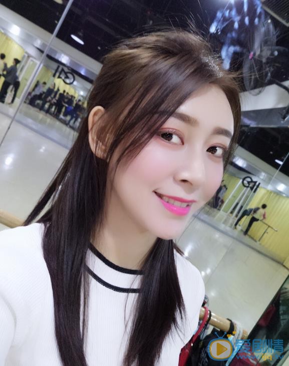 桑娜生活照 桑娜高清写真_桑娜高清剧照