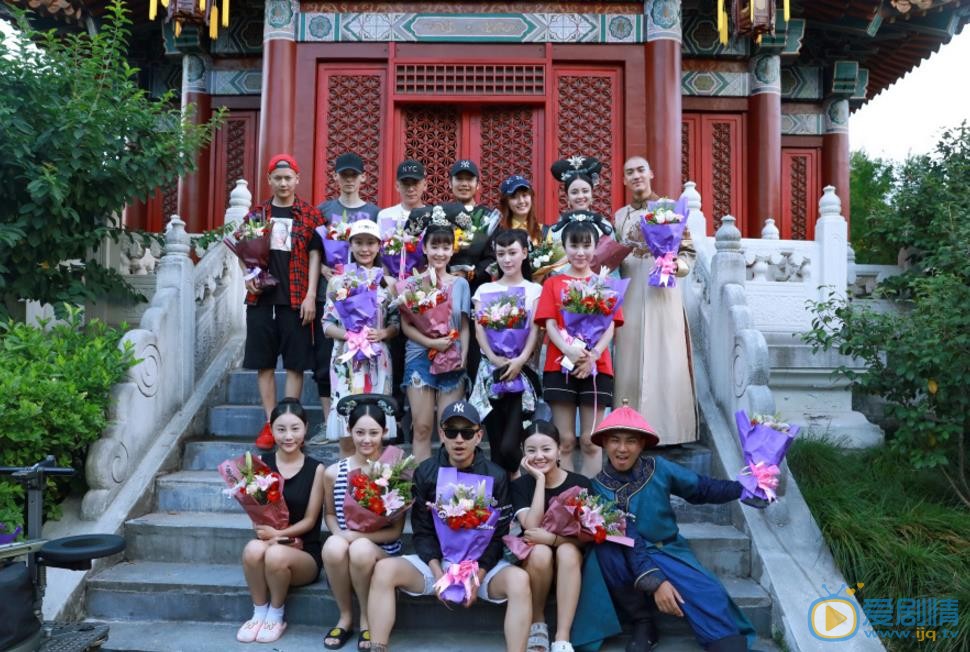 桑娜片场照 桑娜高清写真_桑娜高清剧照