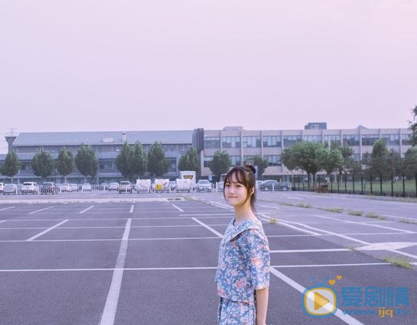 李彦漫灯笼写真 李彦漫高清写真_李彦漫高清剧照