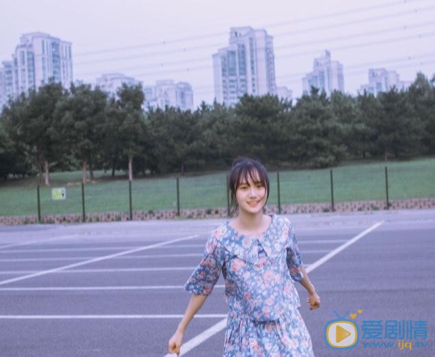 李彦漫灯笼写真 李彦漫高清写真_李彦漫高清剧照