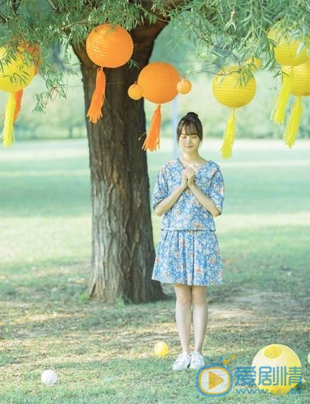李彦漫灯笼写真 李彦漫高清写真_李彦漫高清剧照