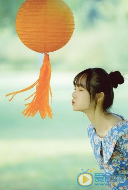 李彦漫灯笼写真 李彦漫高清写真_李彦漫高清剧照